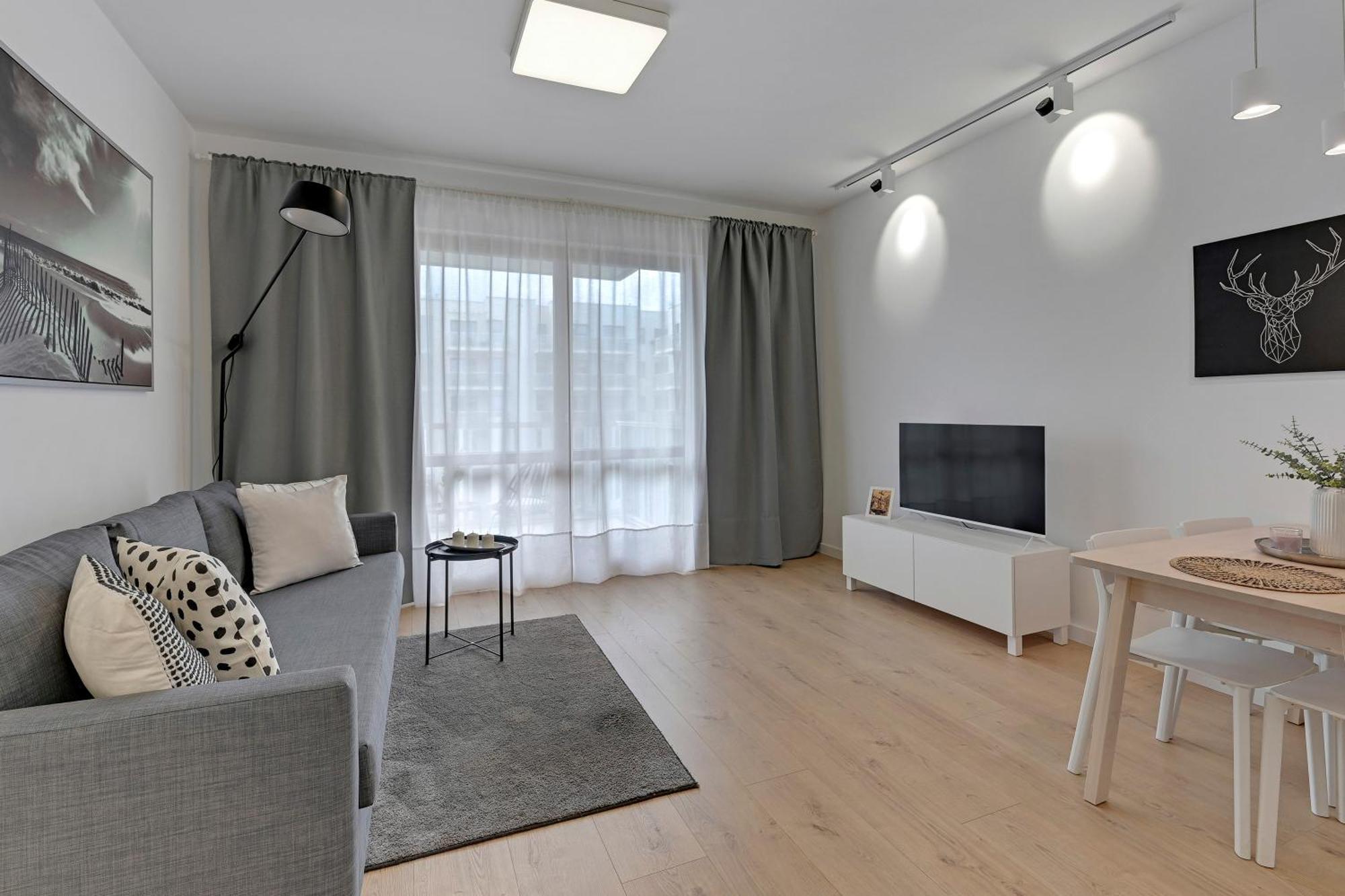 Mila Baltica Seaside, Sauna, Gym & Parking By Downtown Apartments Гданск Екстериор снимка